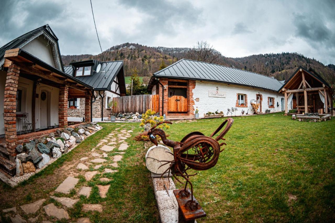 Chalets Dedinky Bagian luar foto